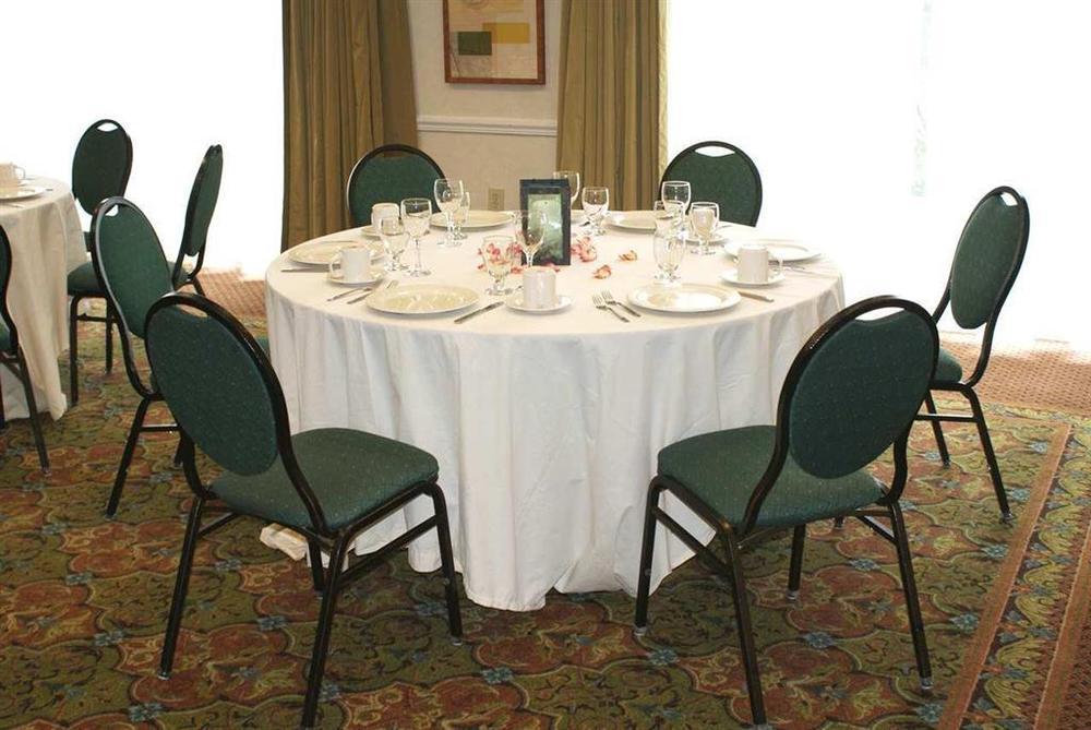 Hilton Garden Inn Atlanta Northpoint Альфаретта Экстерьер фото