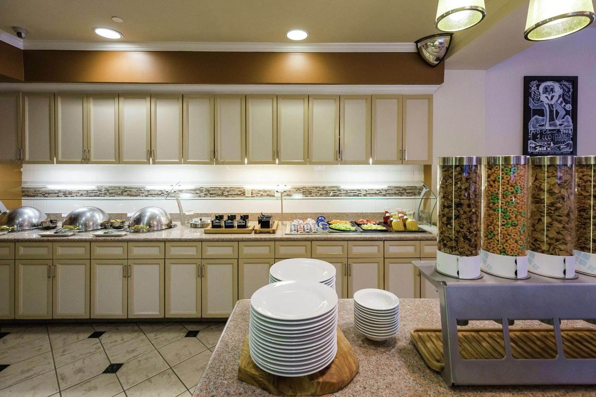 Hilton Garden Inn Atlanta Northpoint Альфаретта Экстерьер фото