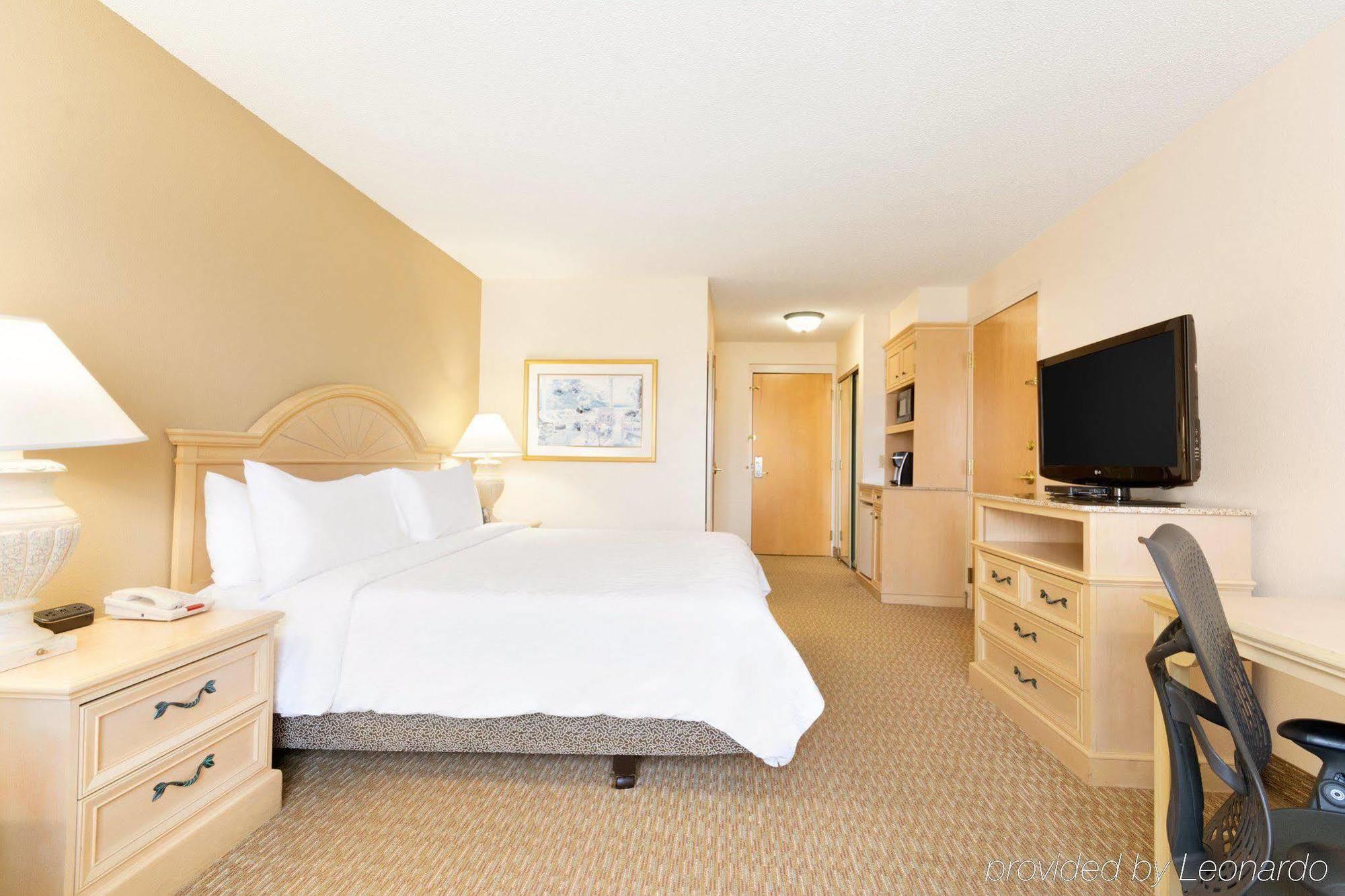 Hilton Garden Inn Atlanta Northpoint Альфаретта Экстерьер фото